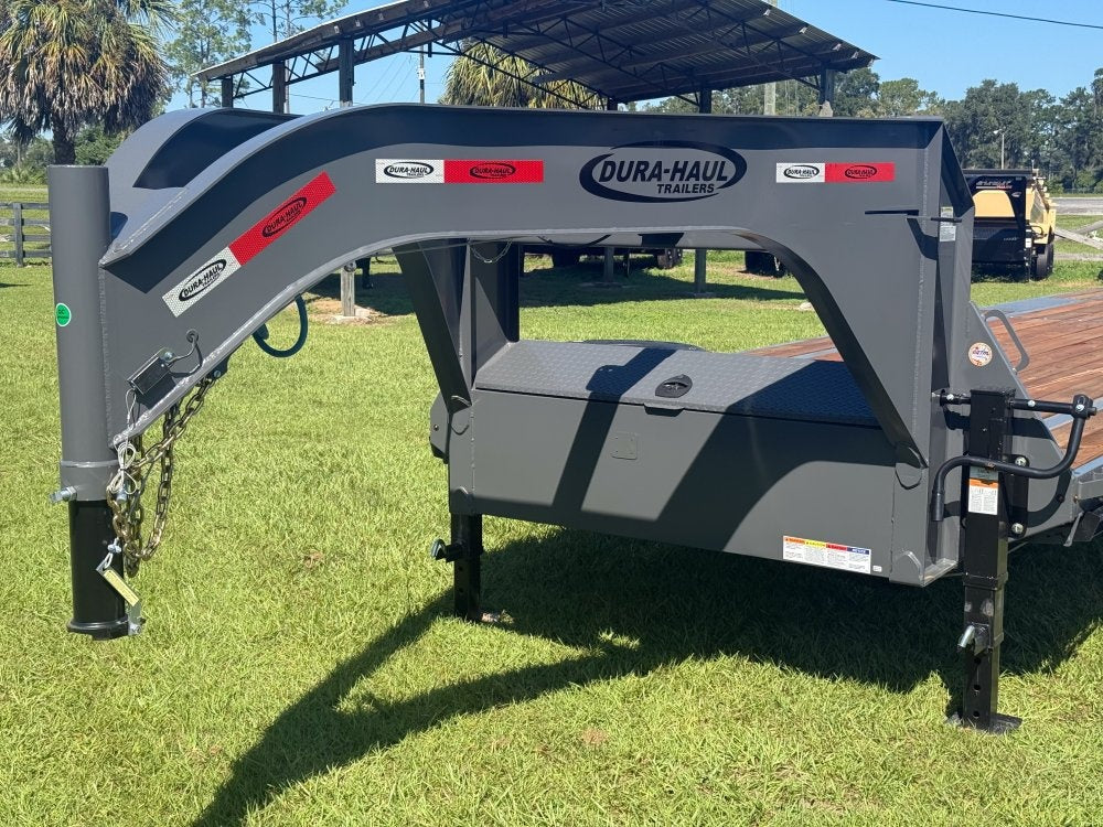 Gooseneck coupling connecting trailer to 2025 Ram 2500 truck bed